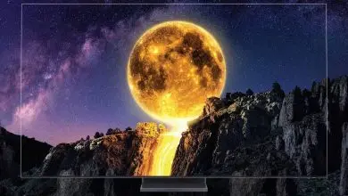 Samsung The Serif TV 2020 8K QLED TV